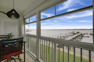 1868 SW Palm City Rd, Stuart, FL 34994, Sold 02/25/21