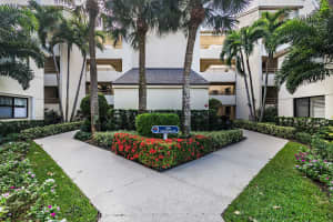 323 Oak Harbour Dr, Juno Beach, FL 33408, Sold 03/18/21