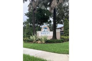 1404 SW 110th Way, Davie, FL 33324, Sold 01/20/21