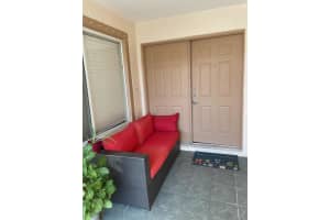 190 Par Dr, Royal Palm Beach, FL 33411, Sold 01/12/21