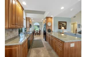 2352 Saratoga Bay Dr, West Palm Beach, FL 33409, Sold 02/26/21