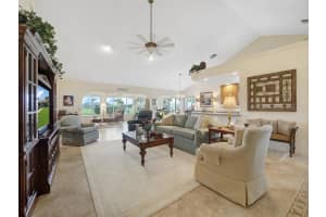 2352 Saratoga Bay Dr, West Palm Beach, FL 33409, Sold 02/26/21