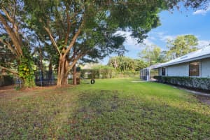 4923 SW Landing Creek Dr, Palm City, FL 34990, Sold 01/29/21