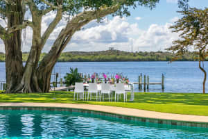 300 S Beach Rd, Hobe Sound, FL 33455, Sold 04/01/21