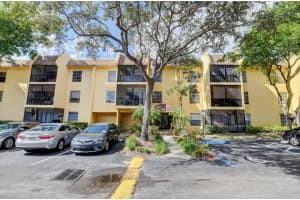 490 NW 20th St, Boca Raton, FL 33431, Sold 03/26/21