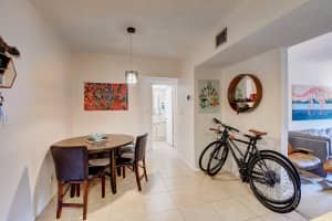 490 NW 20th St, Boca Raton, FL 33431, Sold 03/26/21