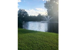 8227 SE Croft Cir, Hobe Sound, FL 33455, Sold 02/10/21