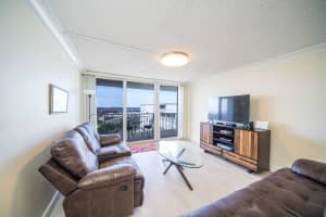 3546 S Ocean Blvd, South Palm Beach, FL 33480, Sold 01/04/21