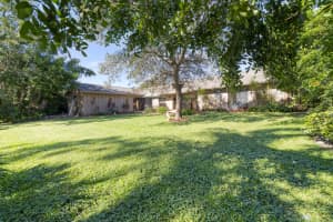 9032 SE Duncan St, Hobe Sound, FL 33455, Sold 02/26/21