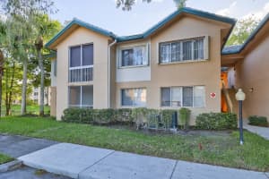 9877 Westview Dr, Coral Springs, FL 33076, Sold 01/22/21