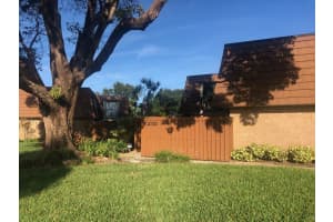 3900 County Line Rd, Tequesta, FL 33469, Sold 01/12/21