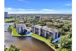 11370 12 Oaks Way, North Palm Beach, FL 33408, Sold 04/19/21