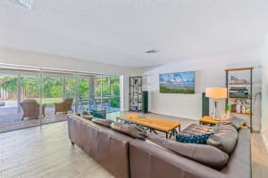 5117 Laird Ln, Jupiter, FL 33458, Sold 01/11/21