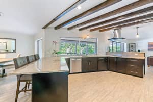 5117 Laird Ln, Jupiter, FL 33458, Sold 01/11/21