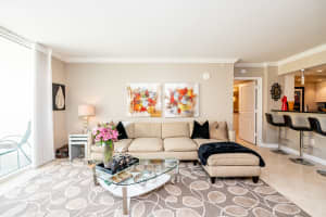 99 SE Mizner Blvd, Boca Raton, FL 33432, Sold 05/17/21