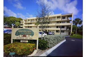 555 Banyan Tree Ln, Delray Beach, FL 33483, Sold 03/10/21