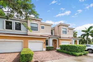 171 Gramercy Square Dr, Delray Beach, FL 33484, Sold 02/03/21