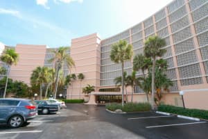 3590 S Ocean Blvd, South Palm Beach, FL 33480, Sold 05/14/21