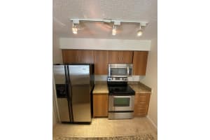 1215 Crystal Way, Delray Beach, FL 33444, Sold 01/08/21