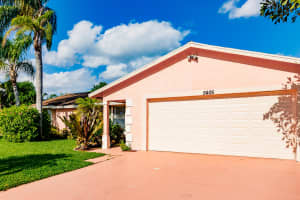 5405 Steven Rd, Boynton Beach, FL 33472, Sold 04/09/21