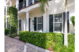 134 Madison Ln, Delray Beach, FL 33444, Sold 01/26/21