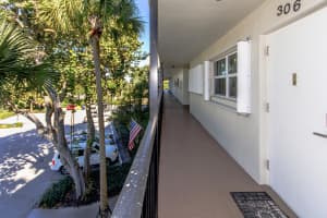 2000 S Federal Hwy, Boynton Beach, FL 33435, Sold 02/26/21