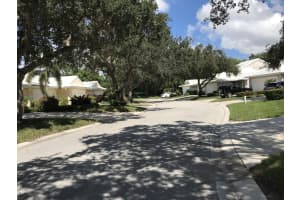 2392 SW Foxpoint Way, Palm City, FL 34990, Sold 03/31/21