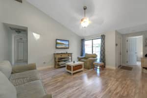 5309 Eagle Lake Dr, Palm Beach Gardens, FL 33418, Sold 05/11/21
