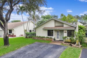 3703 Arelia Dr, Delray Beach, FL 33445, Sold 01/28/21