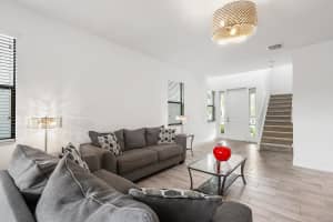 6121 Yerba Buena Ct, Lake Worth, FL 33467, Sold 03/09/21