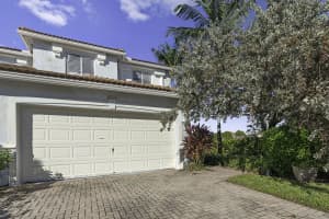 2174 Oakmont Dr, Riviera Beach, FL 33404, Sold 02/12/21