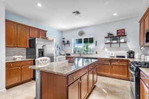 25 NW Chaucer Ln, Boca Raton, FL 33432, Sold 02/23/21