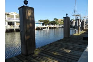 132 Neptune Dr, Hypoluxo, FL 33462, Sold 01/22/21
