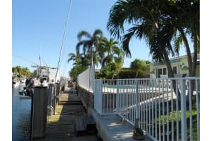 132 Neptune Dr, Hypoluxo, FL 33462, Sold 01/22/21