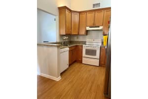 6694 Lawrence Woods Ct, Lantana, FL 33462, Sold 02/12/21