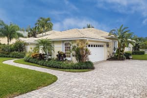 571 SW Squire Johns Ln, Palm City, FL 34990, Sold 03/12/21