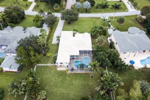 571 SW Squire Johns Ln, Palm City, FL 34990, Sold 03/12/21