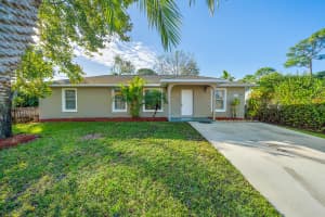 688 SW 36th Terrace, Palm City, FL 34990, Sold 01/26/21