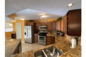 9550 S Ocean Dr, Jensen Beach, FL 34957, Sold 12/17/20