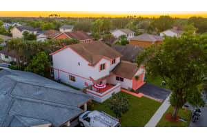 9950 SW 11th St, Pembroke Pines, FL 33025, Sold 02/02/21