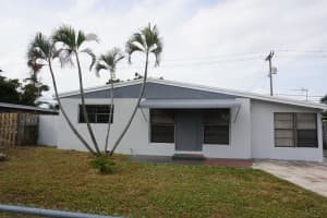 443 Seminole Dr, Lake Worth, FL 33462, Sold 01/29/21