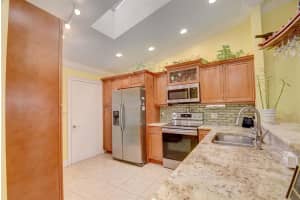 5447 Palm Springs Ln, Boynton Beach, FL 33437, Sold 12/30/20