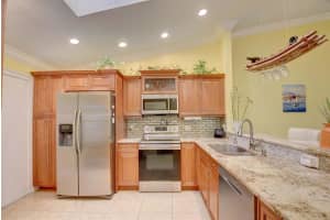 5447 Palm Springs Ln, Boynton Beach, FL 33437, Sold 12/30/20