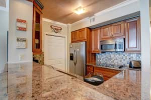 ??? ????? 780 S Sapodilla Ave, West Palm Beach, FL 33401, Sold 03/08/21