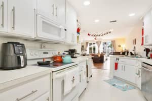 237 Fortuna Dr, Palm Beach Gardens, FL 33410, Sold 02/19/21