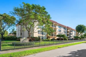 1000 Spanish River Rd #4f, Boca Raton, FL 33432, Sold 03/12/21