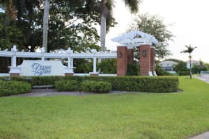 6523 Spring Meadow Dr, Greenacres, FL 33413, Sold 04/23/21