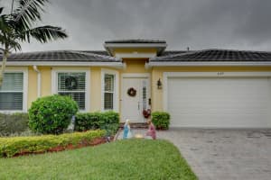 6125 NW Wick Ln, Port St. Lucie, FL 34983, Sold 01/15/21