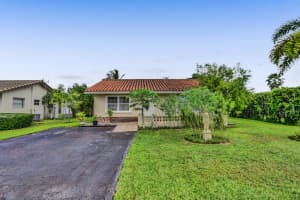 9703 NW 70th Ct, Tamarac, FL 33321, Sold 02/12/21