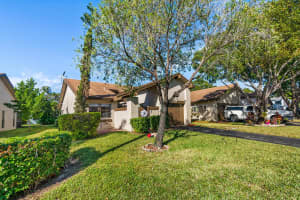 8203 NW 100th Way, Tamarac, FL 33321, Sold 01/28/21